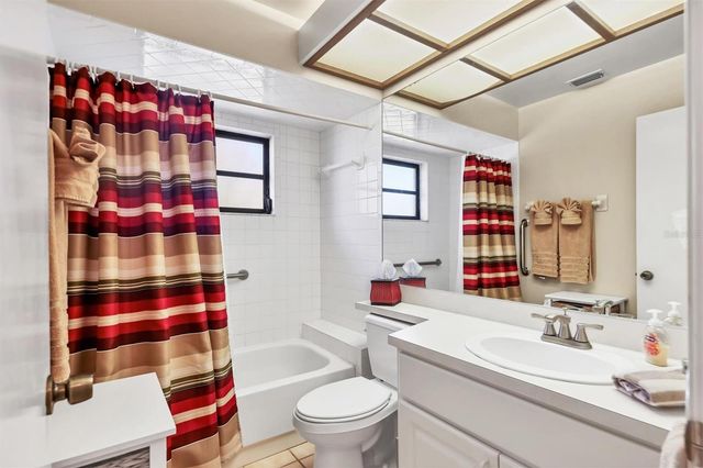 5603 CREEKWOOD DRIVE, Sarasota, FL 34233