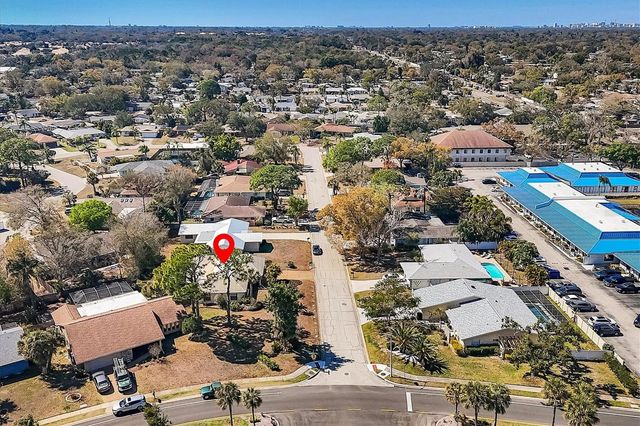 5603 CREEKWOOD DRIVE, Sarasota, FL 34233