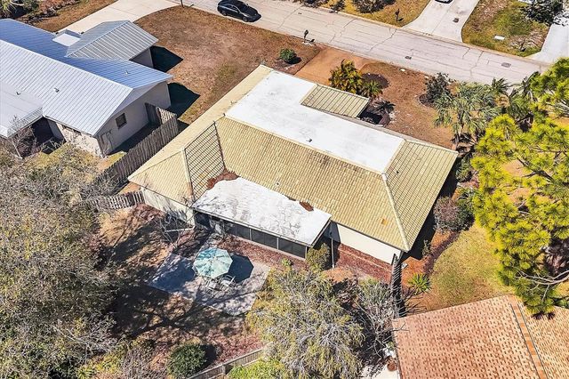 5603 CREEKWOOD DRIVE, Sarasota, FL 34233