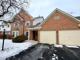 2400 Mallow Court Z1, Schaumburg, IL 60194
