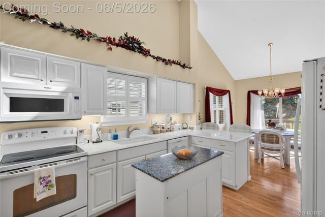 2443 Crossings Circle, Davison Township, MI 48423