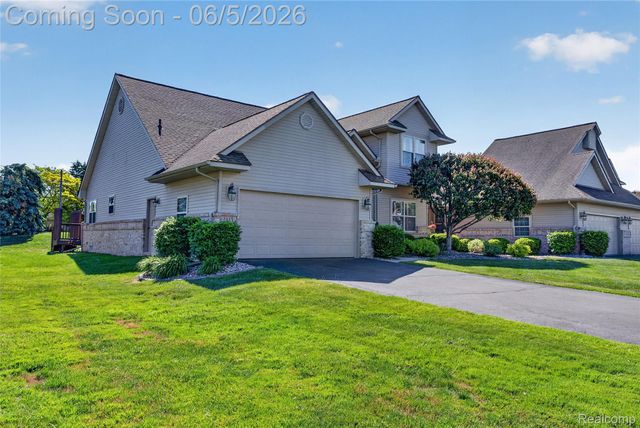 2443 Crossings Circle, Davison Township, MI 48423