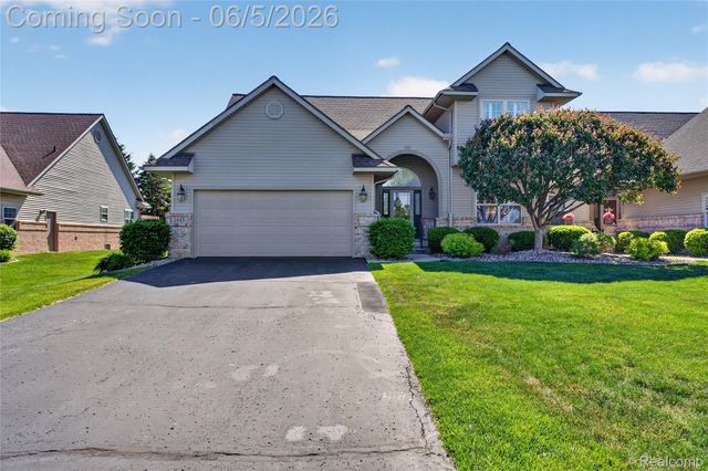 2443 Crossings Circle, Davison Township, MI 48423
