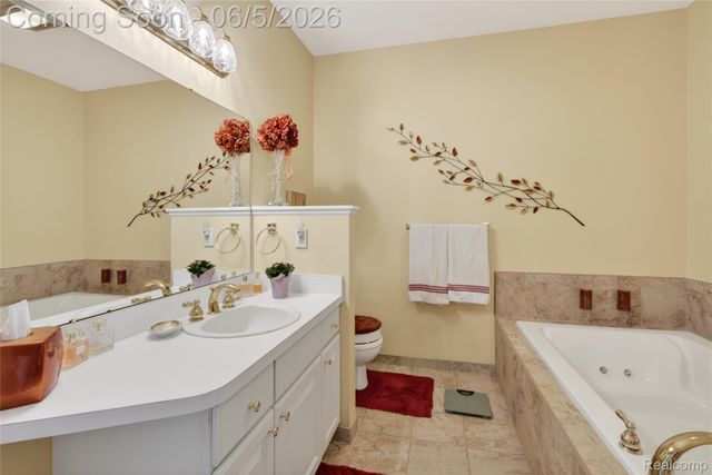 2443 Crossings Circle, Davison Township, MI 48423
