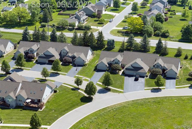 2443 Crossings Circle, Davison Township, MI 48423
