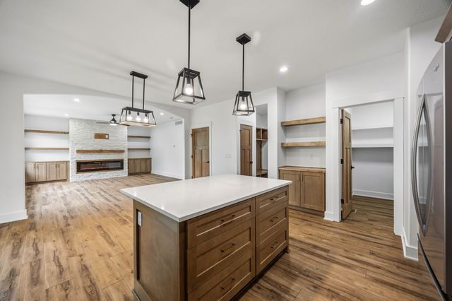 5380 Carter Court, Johnston, IA 50131