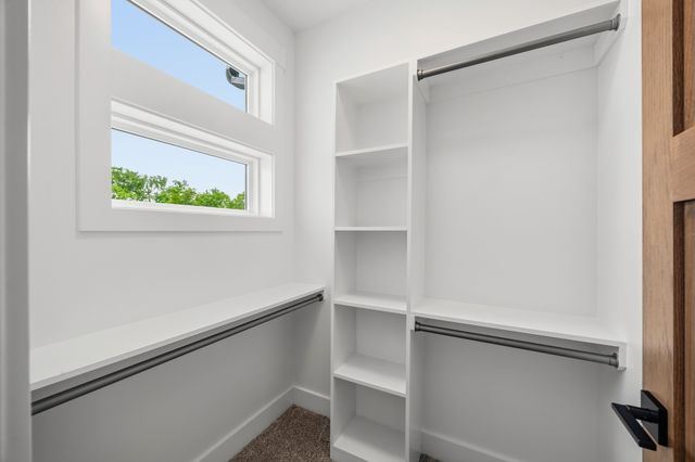 5380 Carter Court, Johnston, IA 50131