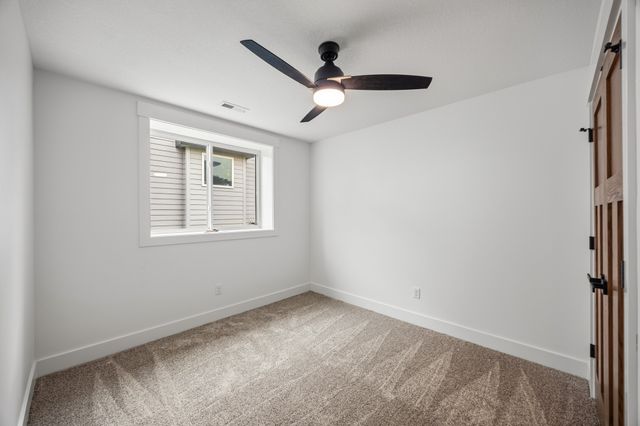 5380 Carter Court, Johnston, IA 50131