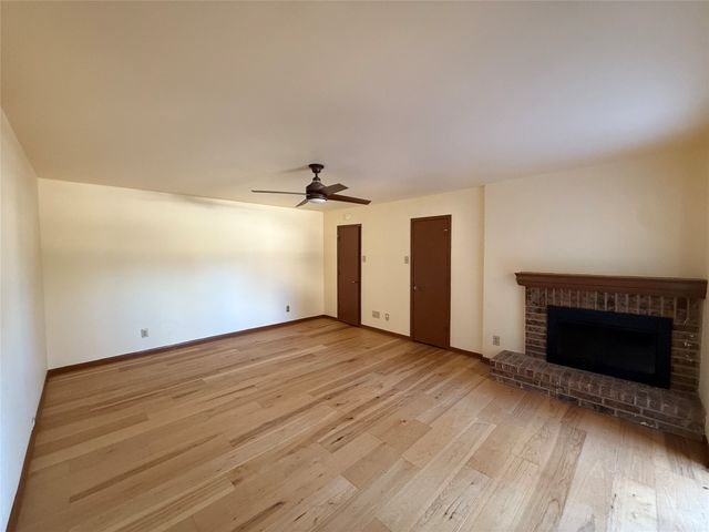 12513 Burninglog Lane, Dallas, TX 75243