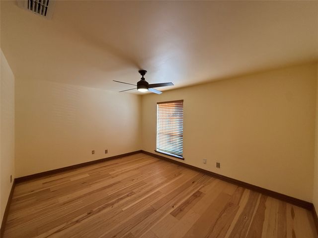 12513 Burninglog Lane, Dallas, TX 75243