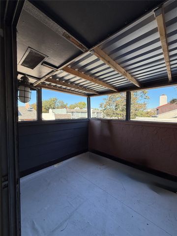 12513 Burninglog Lane, Dallas, TX 75243