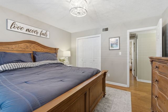 1170 Liberty Road, Charlotte, TN 37036