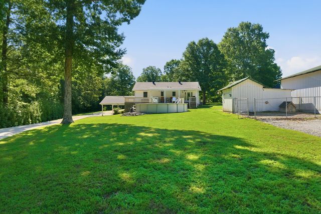 1170 Liberty Road, Charlotte, TN 37036