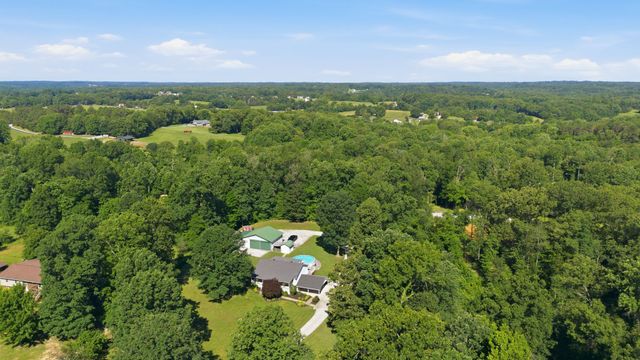 1170 Liberty Road, Charlotte, TN 37036