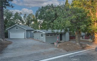 30607 Live Oak Drive, Running Springs, CA 92382