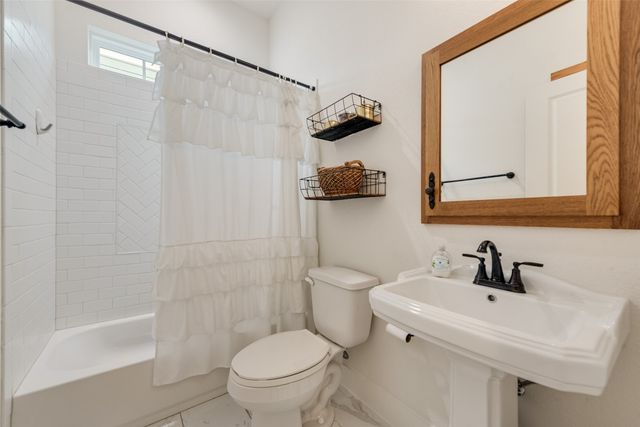 309 Cole Lane, Midlothian, TX 76065