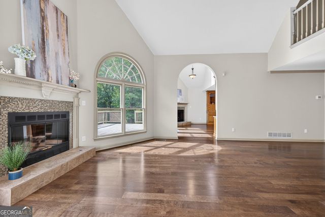 190 Indian Bluff Drive, Sharpsburg, GA 30277