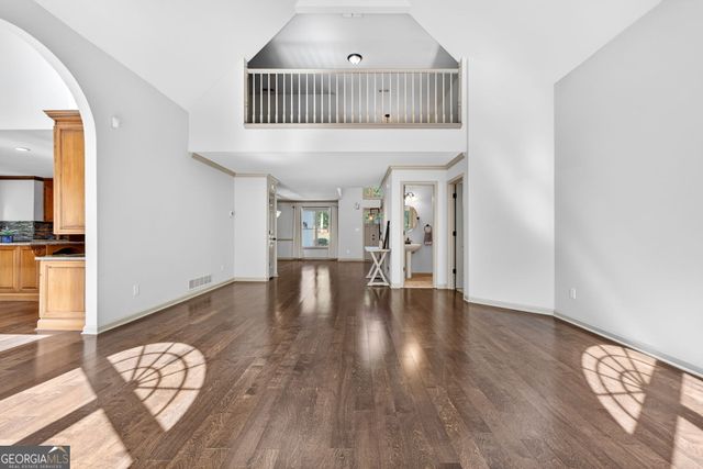 190 Indian Bluff Drive, Sharpsburg, GA 30277