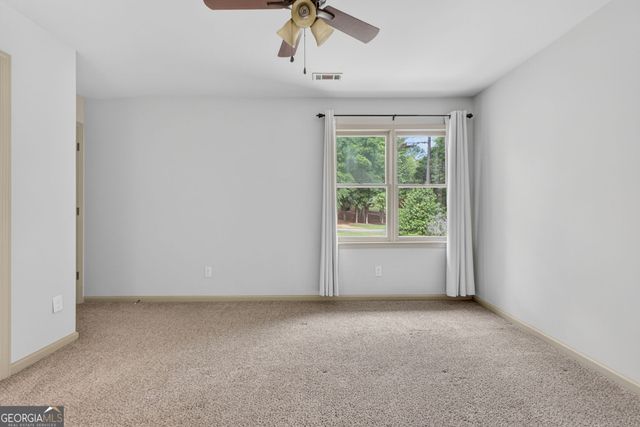 190 Indian Bluff Drive, Sharpsburg, GA 30277