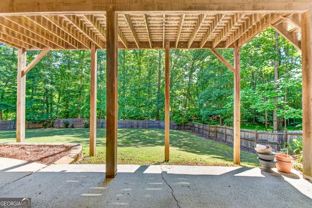 190 Indian Bluff Drive, Sharpsburg, GA 30277