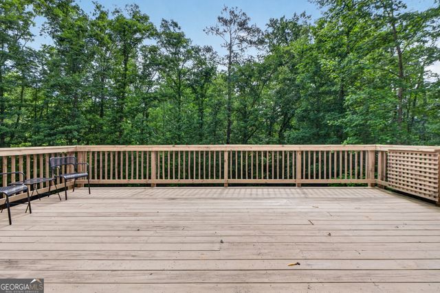 190 Indian Bluff Drive, Sharpsburg, GA 30277