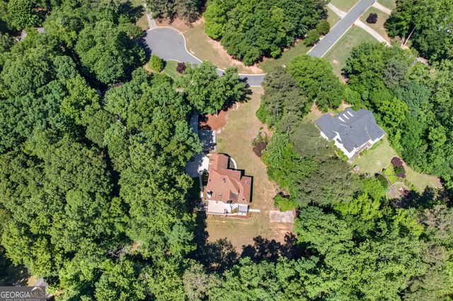 190 Indian Bluff Drive, Sharpsburg, GA 30277
