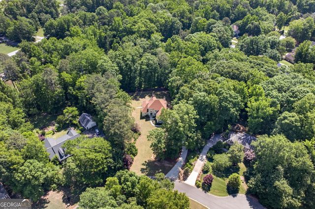 190 Indian Bluff Drive, Sharpsburg, GA 30277