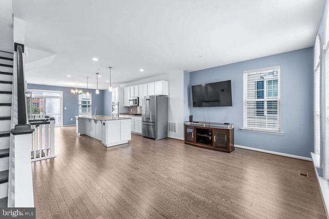 10716 EASTLAND CIR, Upper Marlboro, MD 20772