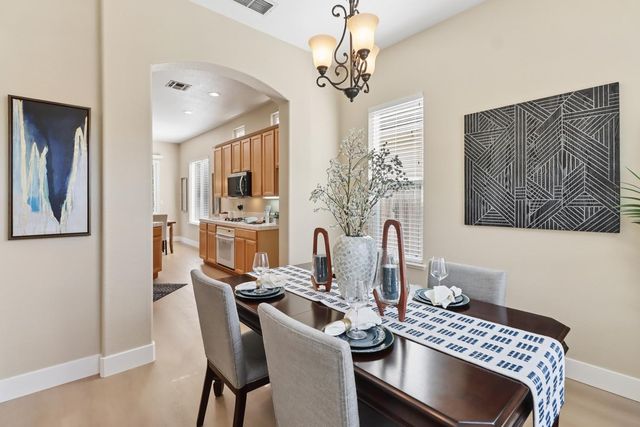 12032 Gold Pointe Ln, Gold River, CA 95670