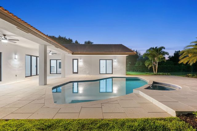 12360 NW 9 ST, Plantation, FL 33325