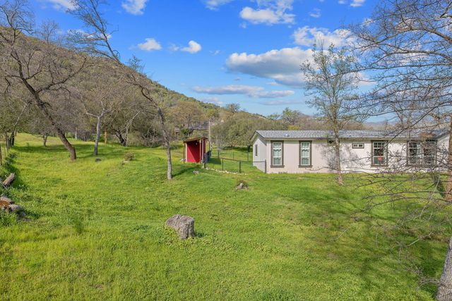 42843 N Fork Drive, Three Rivers, CA 93271