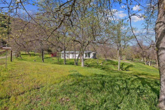 42843 N Fork Drive, Three Rivers, CA 93271