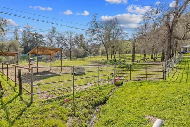 42843 N Fork Drive, Three Rivers, CA 93271