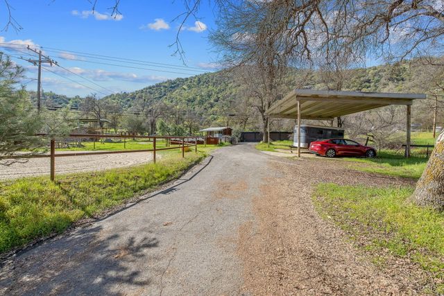 42843 N Fork Drive, Three Rivers, CA 93271