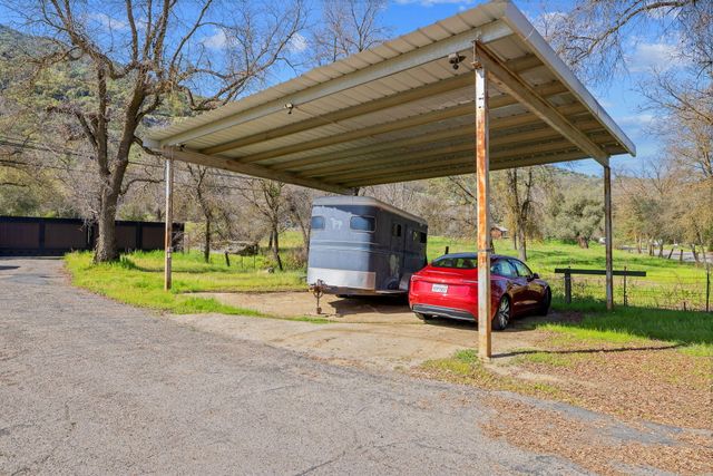 42843 N Fork Drive, Three Rivers, CA 93271