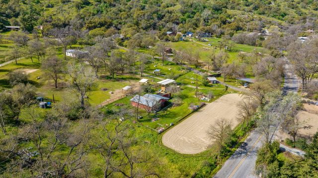 42843 N Fork Drive, Three Rivers, CA 93271