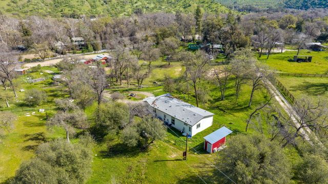 42843 N Fork Drive, Three Rivers, CA 93271