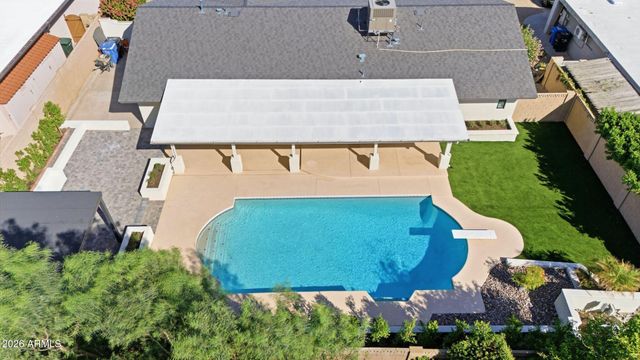 2431 E DESERT COVE Avenue, Phoenix, AZ 85028