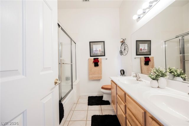 5494 Pine Ranch Street, Las Vegas, NV 89113