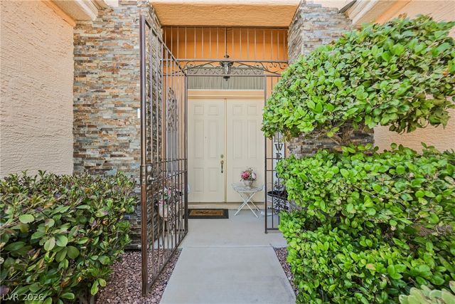 5494 Pine Ranch Street, Las Vegas, NV 89113