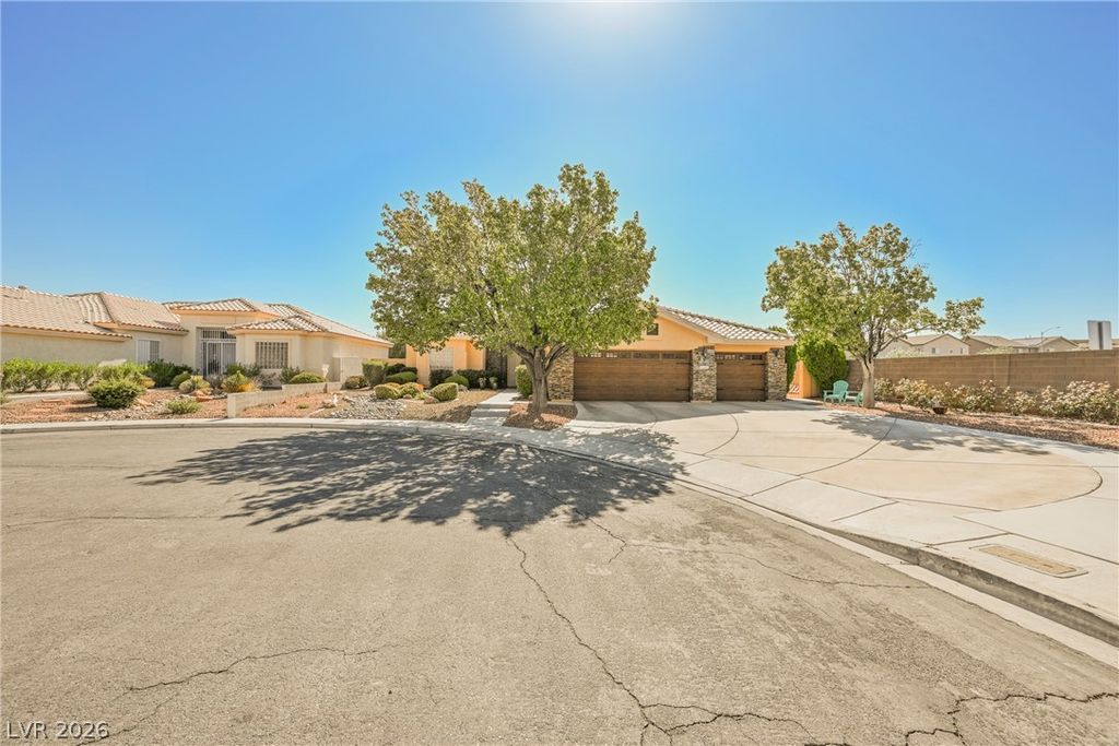 5494 Pine Ranch Street, Las Vegas, NV 89113