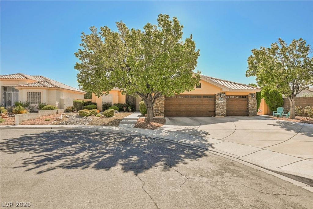 5494 Pine Ranch Street, Las Vegas, NV 89113 — photo 2