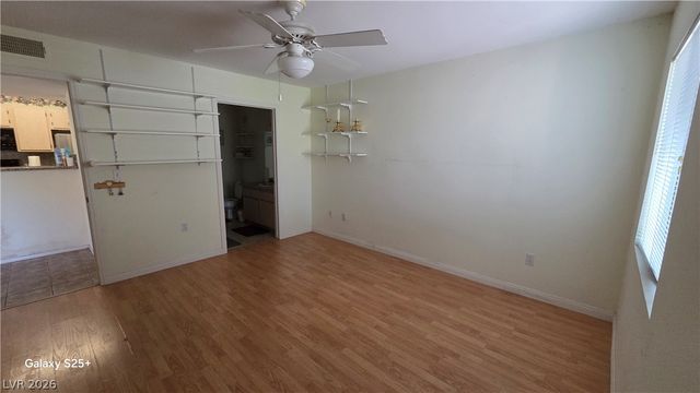 7885 West Flamingo Road 1008, Las Vegas, NV 89147