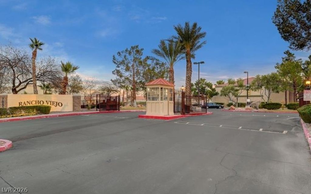 7885 West Flamingo Road 1008, Las Vegas, NV 89147