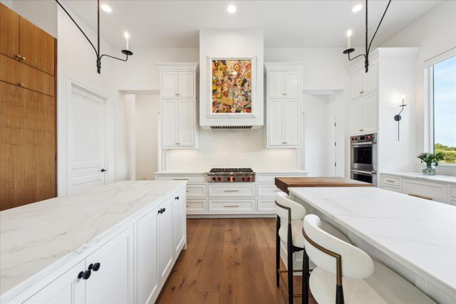 9416 Ranchland Hills BLVD, Jonestown, TX 78645