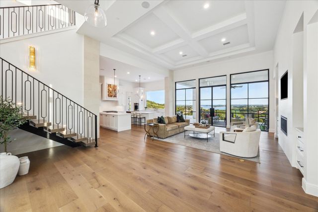 9416 Ranchland Hills BLVD, Jonestown, TX 78645