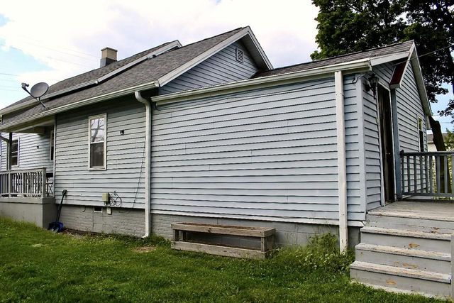 413 N Memorial DRIVE, Racine, WI 53404