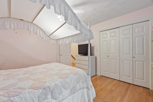 79 Wyndridge Circle, Pelham, NH 03076