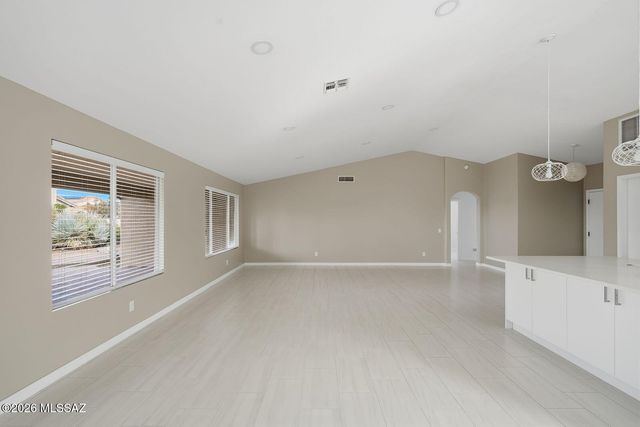 36892 S Golf Course Drive, Tucson, AZ 85739