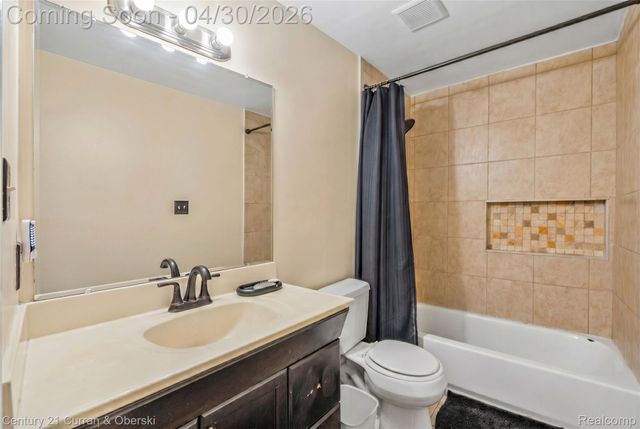 15040 Berwick Street, Livonia, MI 48154